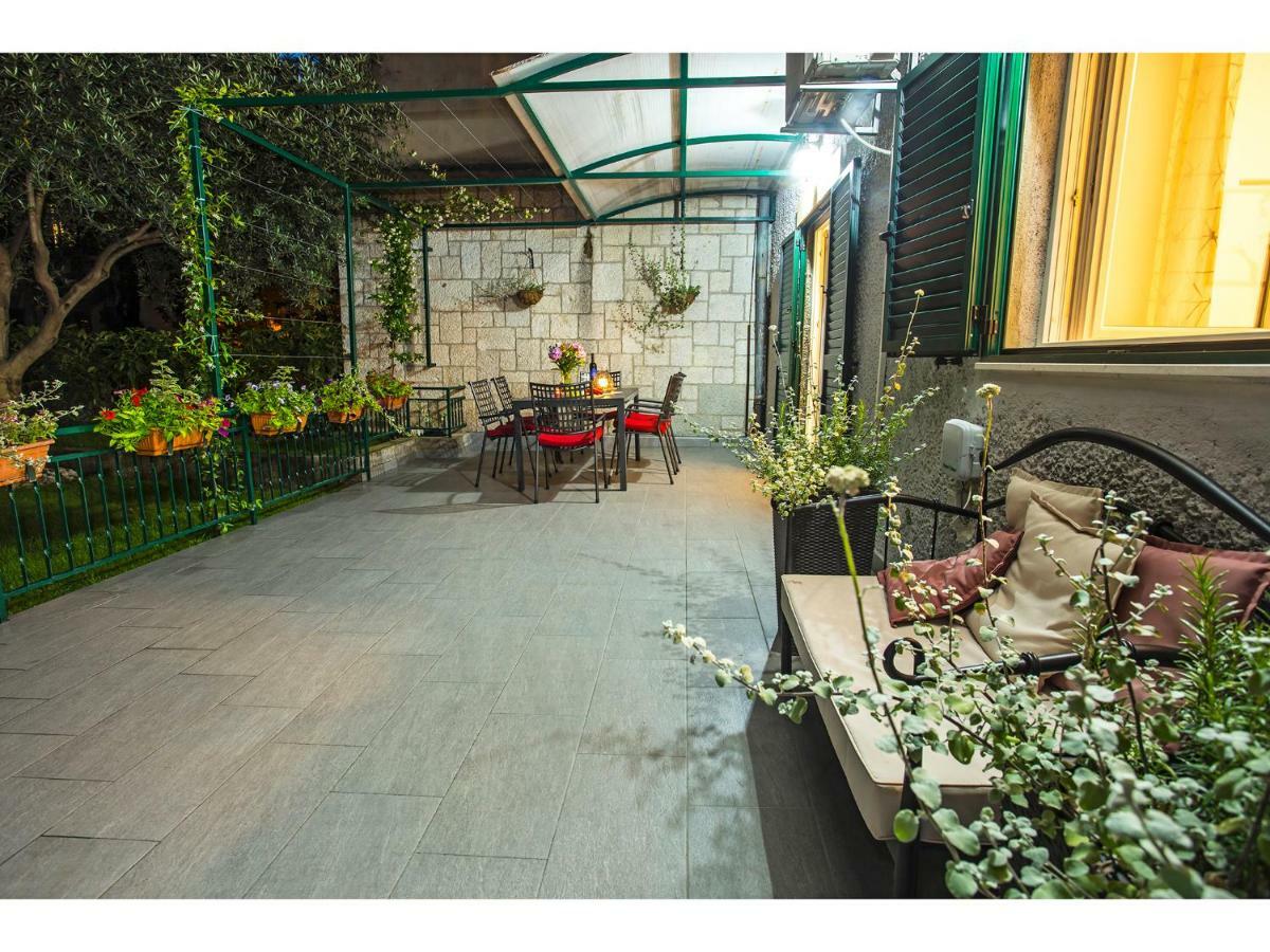 Spaladium - City Center Apartments สปลิท ภายนอก รูปภาพ