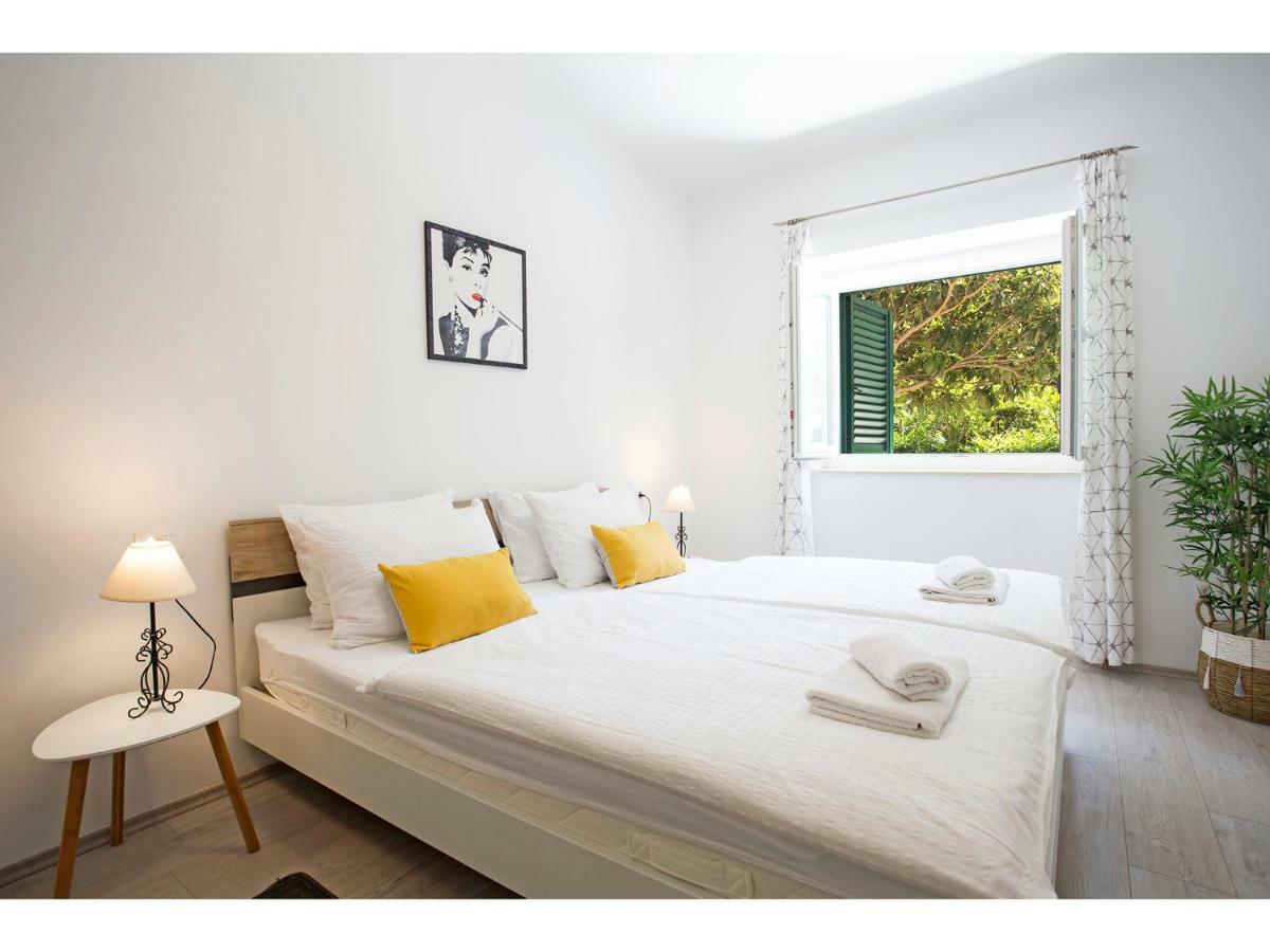 Spaladium - City Center Apartments สปลิท ภายนอก รูปภาพ