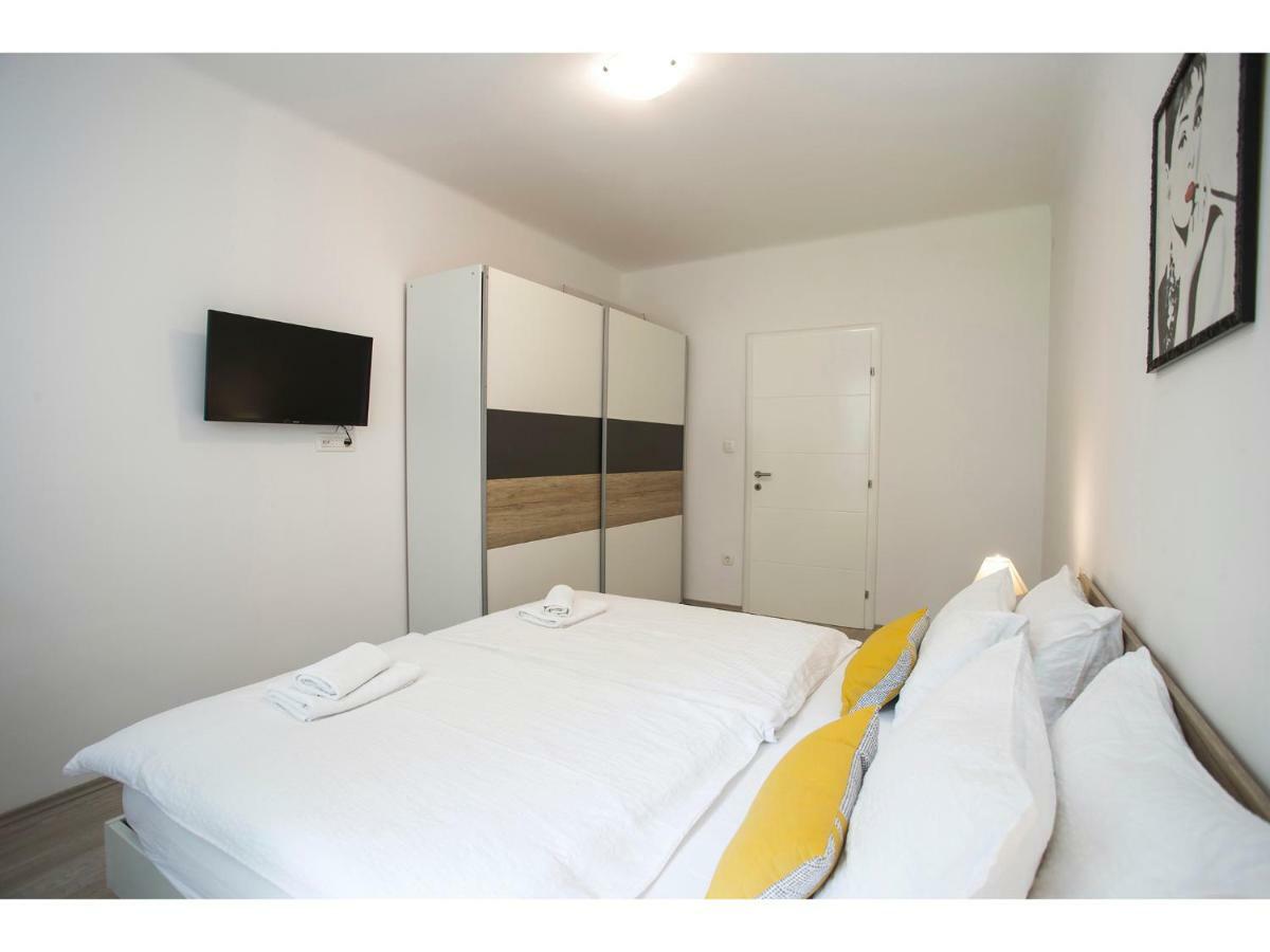 Spaladium - City Center Apartments สปลิท ภายนอก รูปภาพ