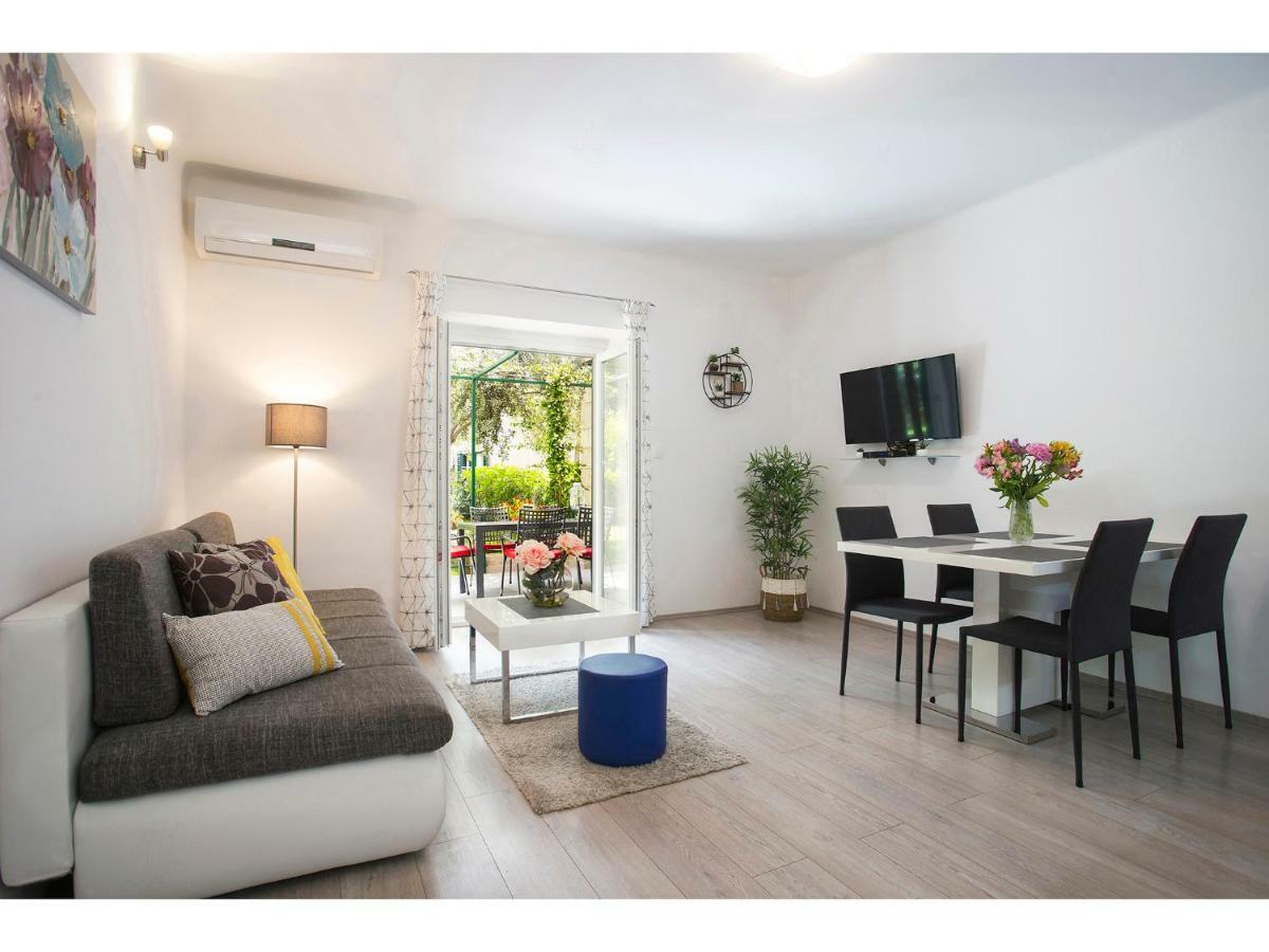 Spaladium - City Center Apartments สปลิท ภายนอก รูปภาพ